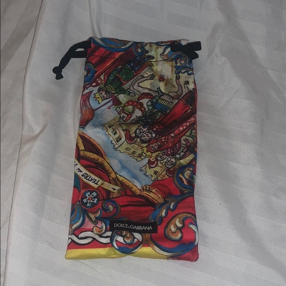 Dolce & Gabbana Sunglasses - Picture 6 of 6